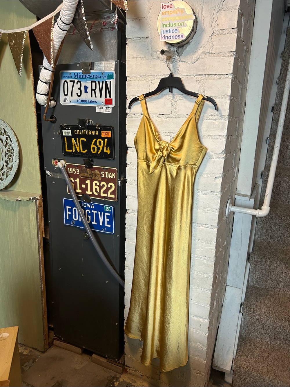 Selfie Strapless, Gold Gown with Tie Front & Adjustable Straps Women Small Reg